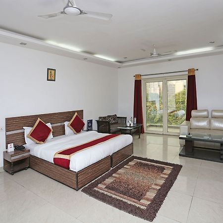 Oyo 10257 Hotel Lotus Park Gurgaon Exterior foto