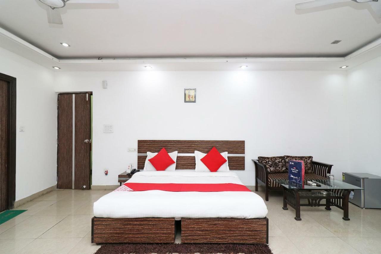 Oyo 10257 Hotel Lotus Park Gurgaon Exterior foto